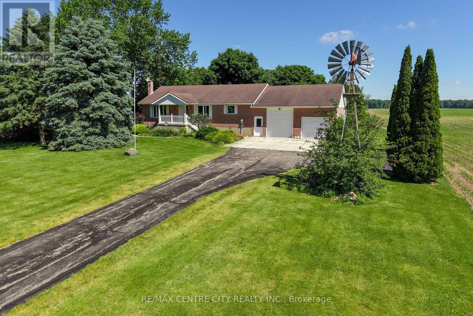 2200 Katesville Drive, Adelaide Metcalfe, Ontario  N0M 2B0 - Photo 2 - X13412884