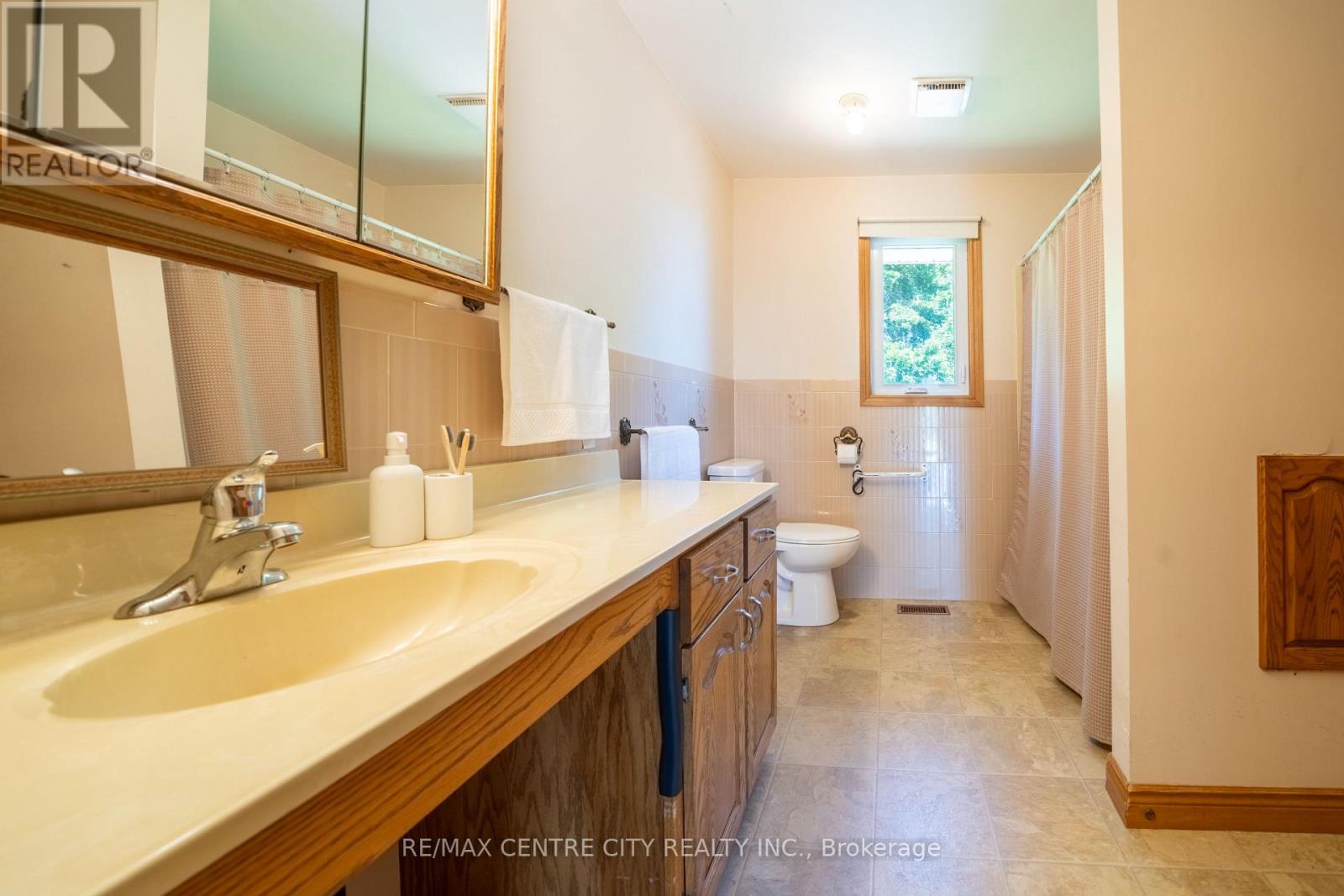2200 Katesville Drive, Adelaide Metcalfe, Ontario  N0M 2B0 - Photo 26 - X13412884