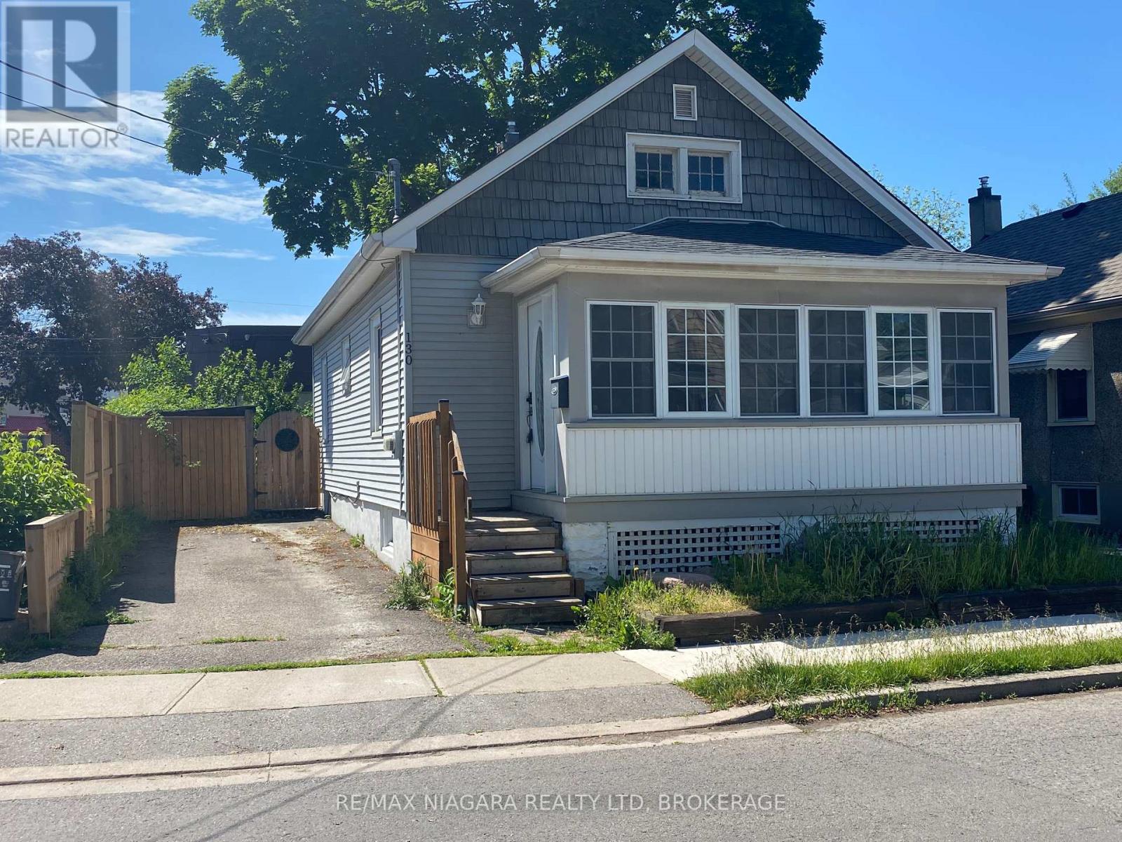 130 Beech Street, St. Catharines, Ontario  L2R 2C1 - Photo 1 - X13412900