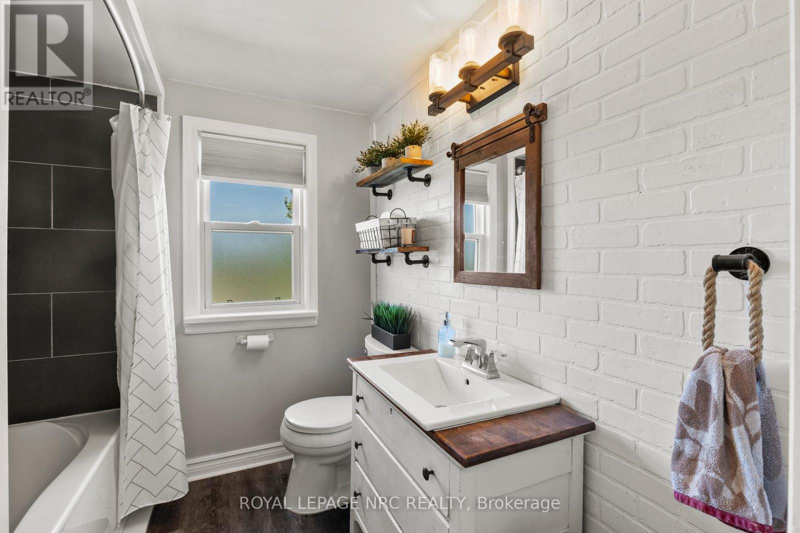 74092 Wellandport Road, West Lincoln, Ontario  L0R 2J0 - Photo 27 - X13412914