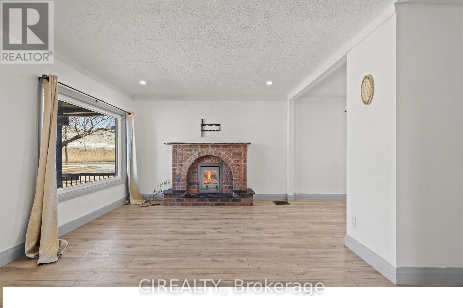 14 Elmwood Avenue, St. Catharines, Ontario  L2R 2T7 - Photo 6 - X13412774