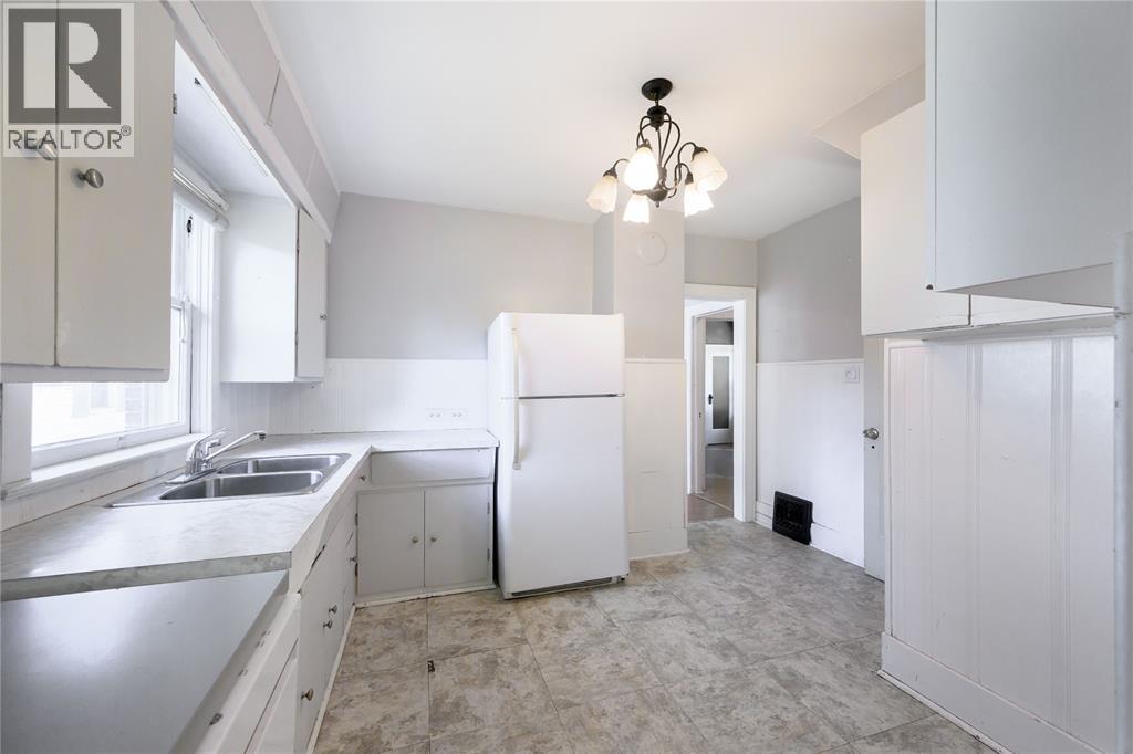 254 Shepherd Street, Sarnia photo 10