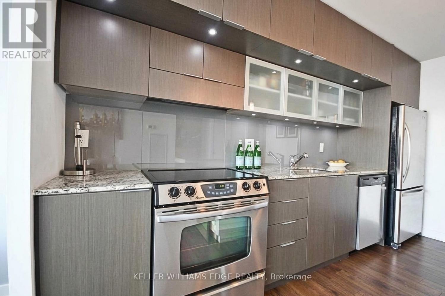 3301 - 110 Charles Street E, Toronto, Ontario  M4Y 1T5 - Photo 4 - C13412952