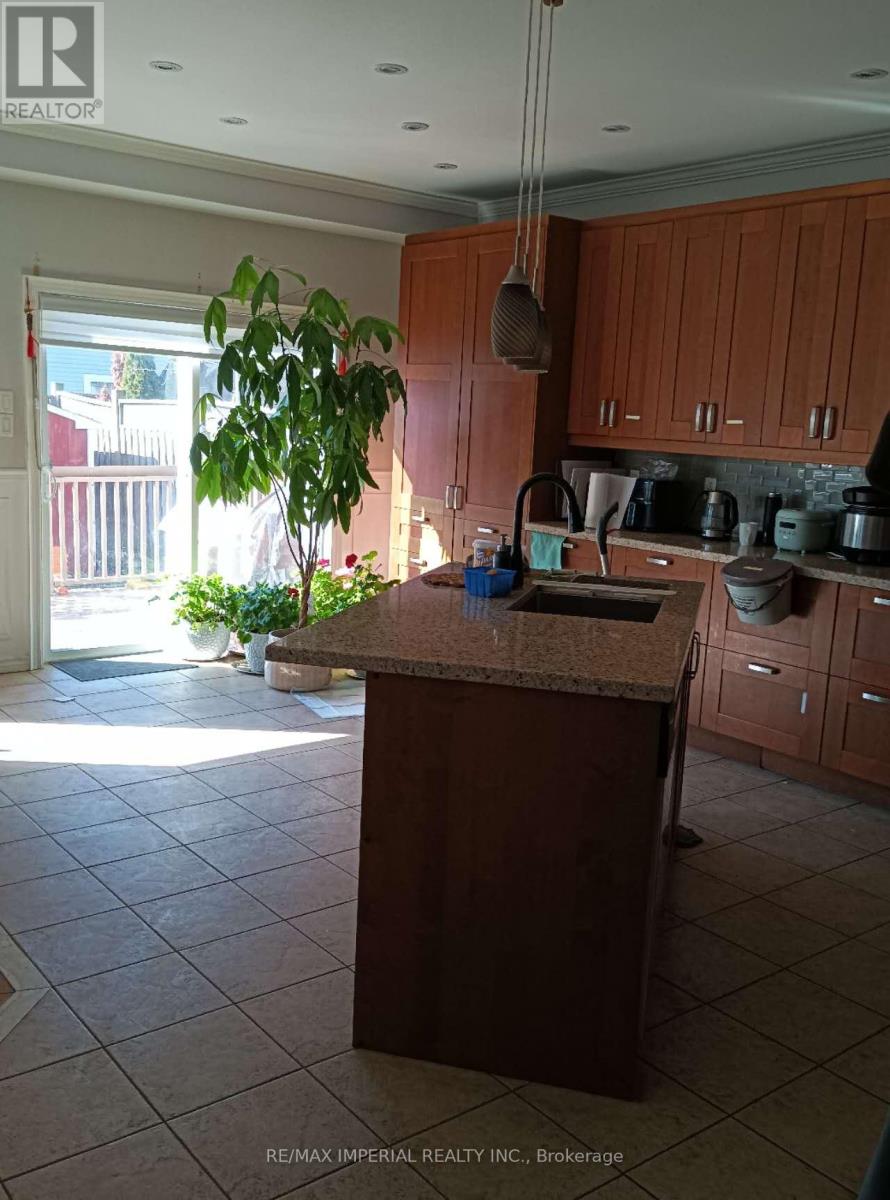 1599 Coldstream Drive, Oshawa, Ontario  L1K 3B5 - Photo 4 - E13412964