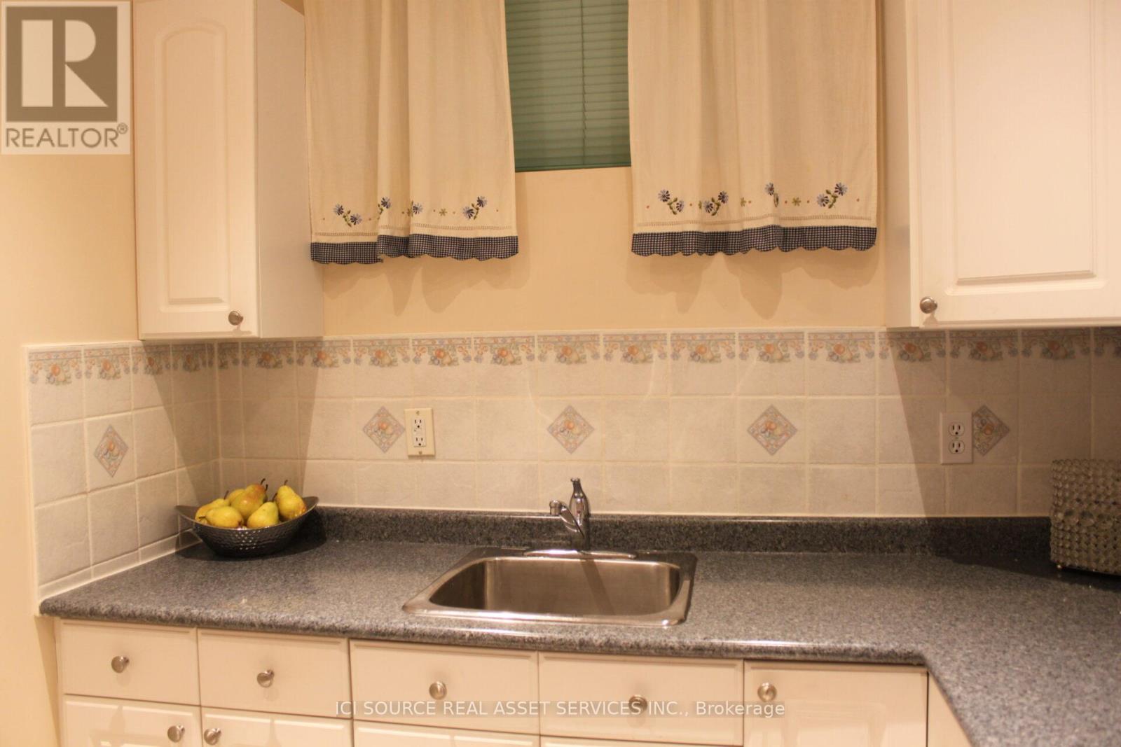 Basement - 301 Gowan Avenue, Toronto, Ontario  M4J 2K7 - Photo 3 - E13412974