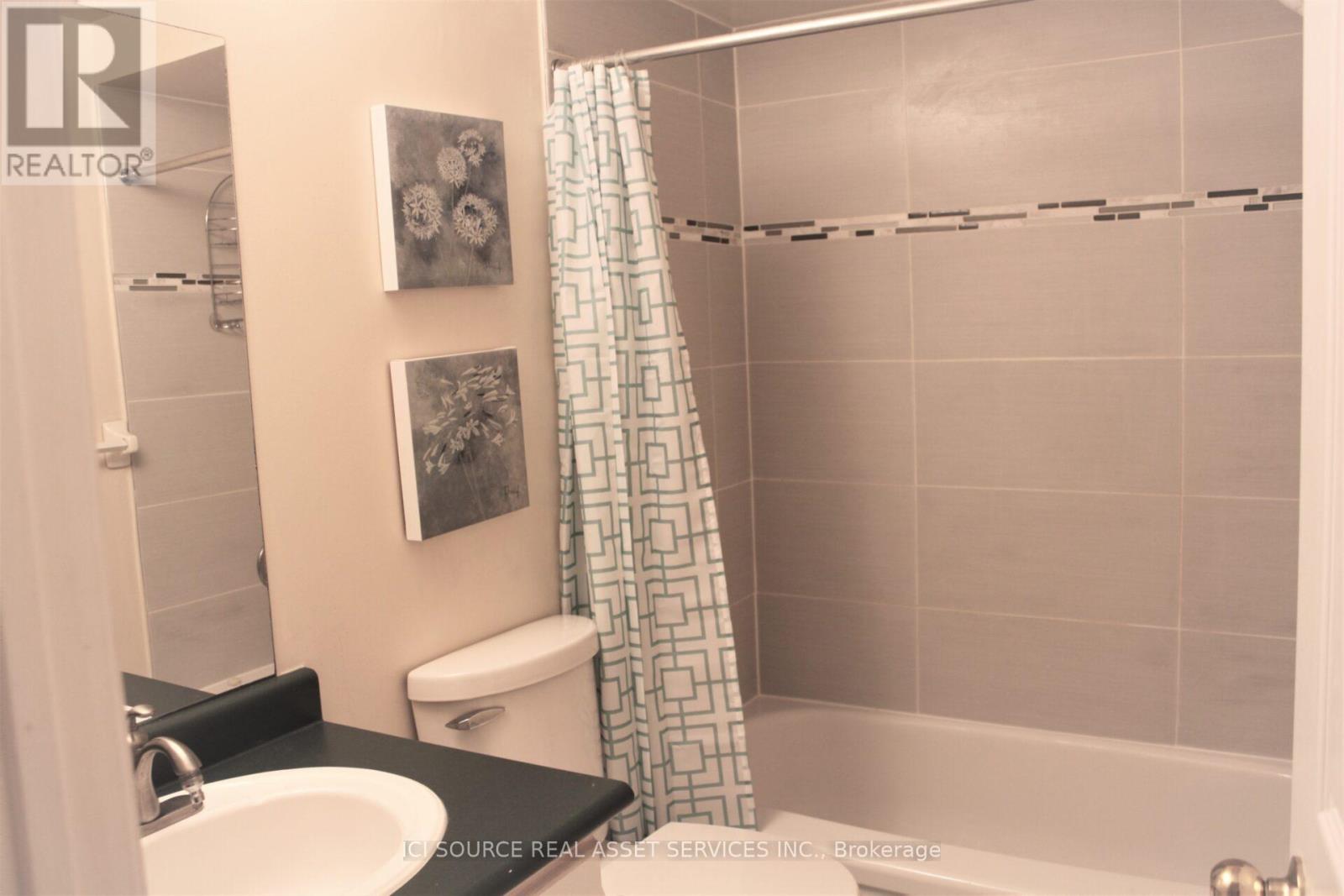 Basement - 301 Gowan Avenue, Toronto, Ontario  M4J 2K7 - Photo 4 - E13412974