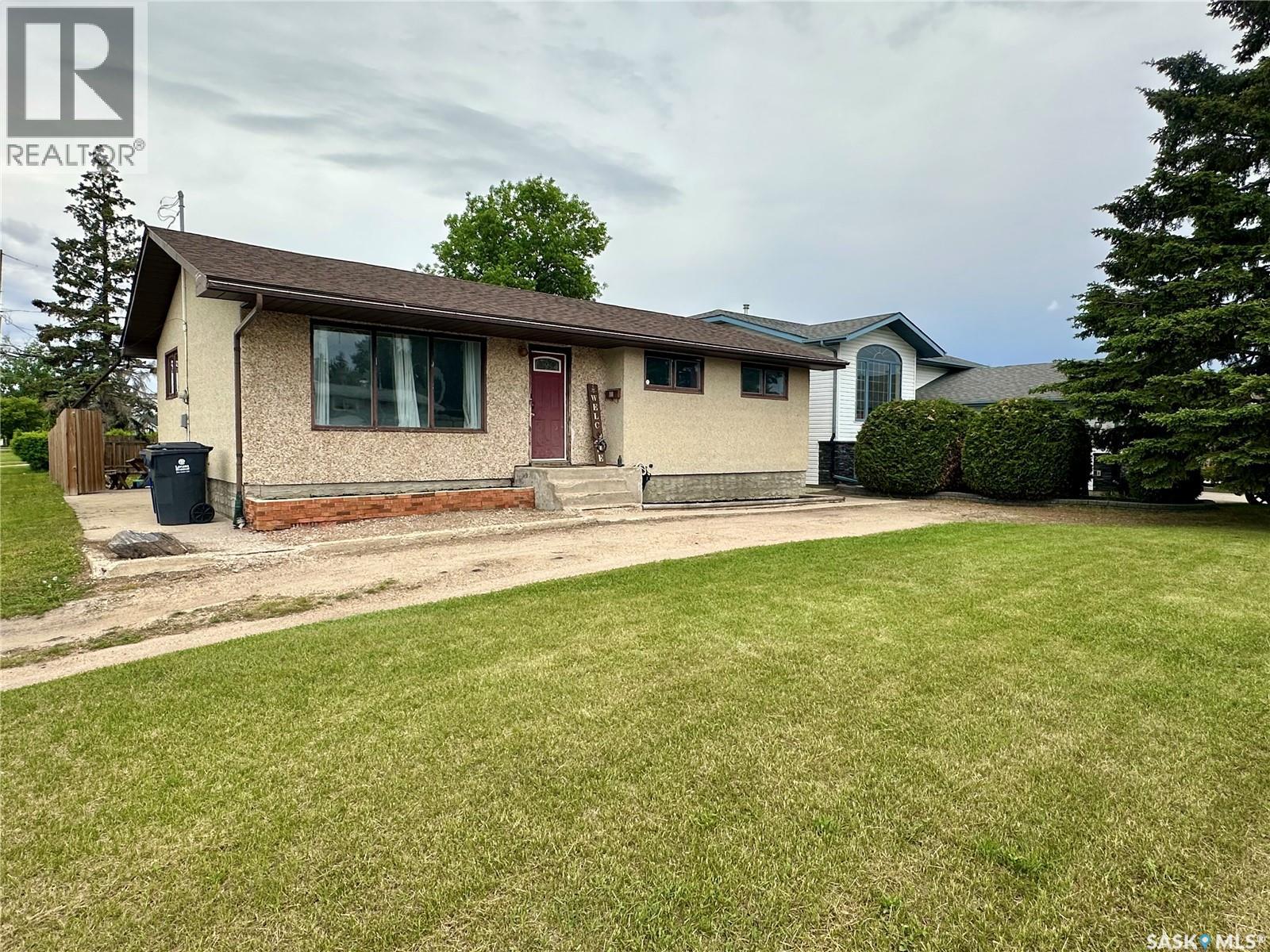 100 1st Street E, Warman, Saskatchewan  S0K 4S0 - Photo 1 - SK038590