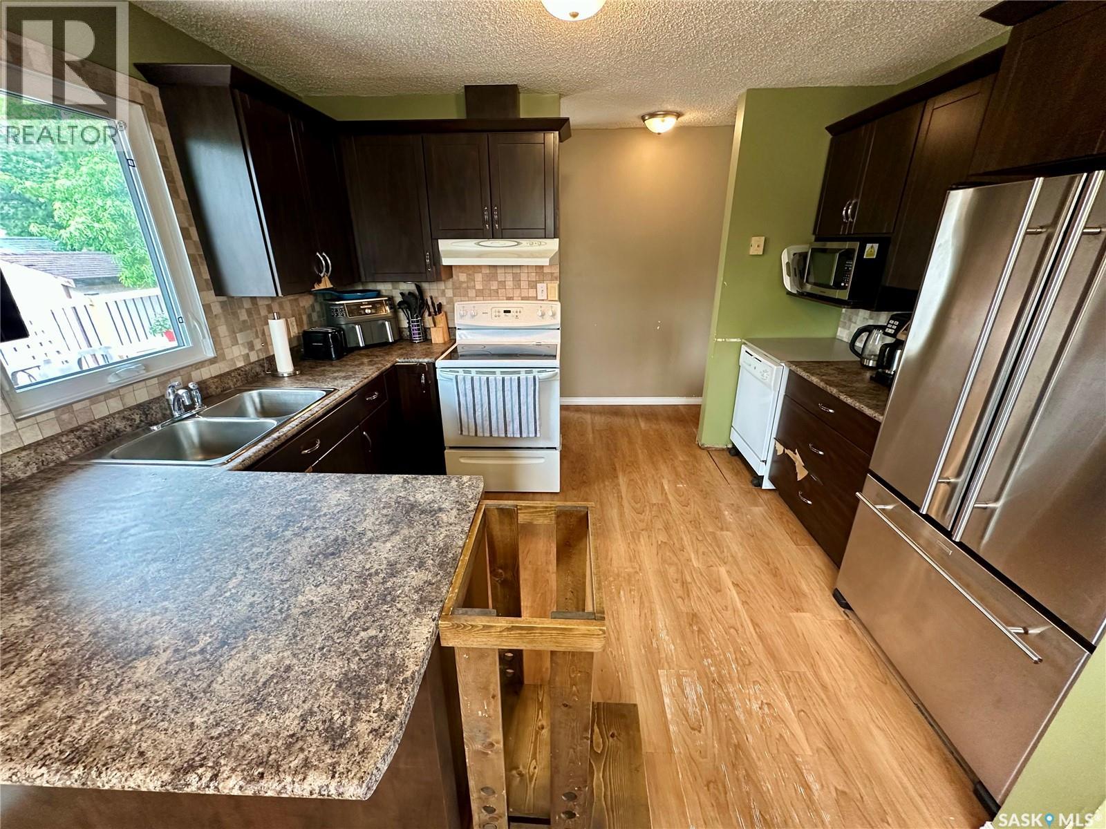 100 1st Street E, Warman, Saskatchewan  S0K 4S0 - Photo 10 - SK038590