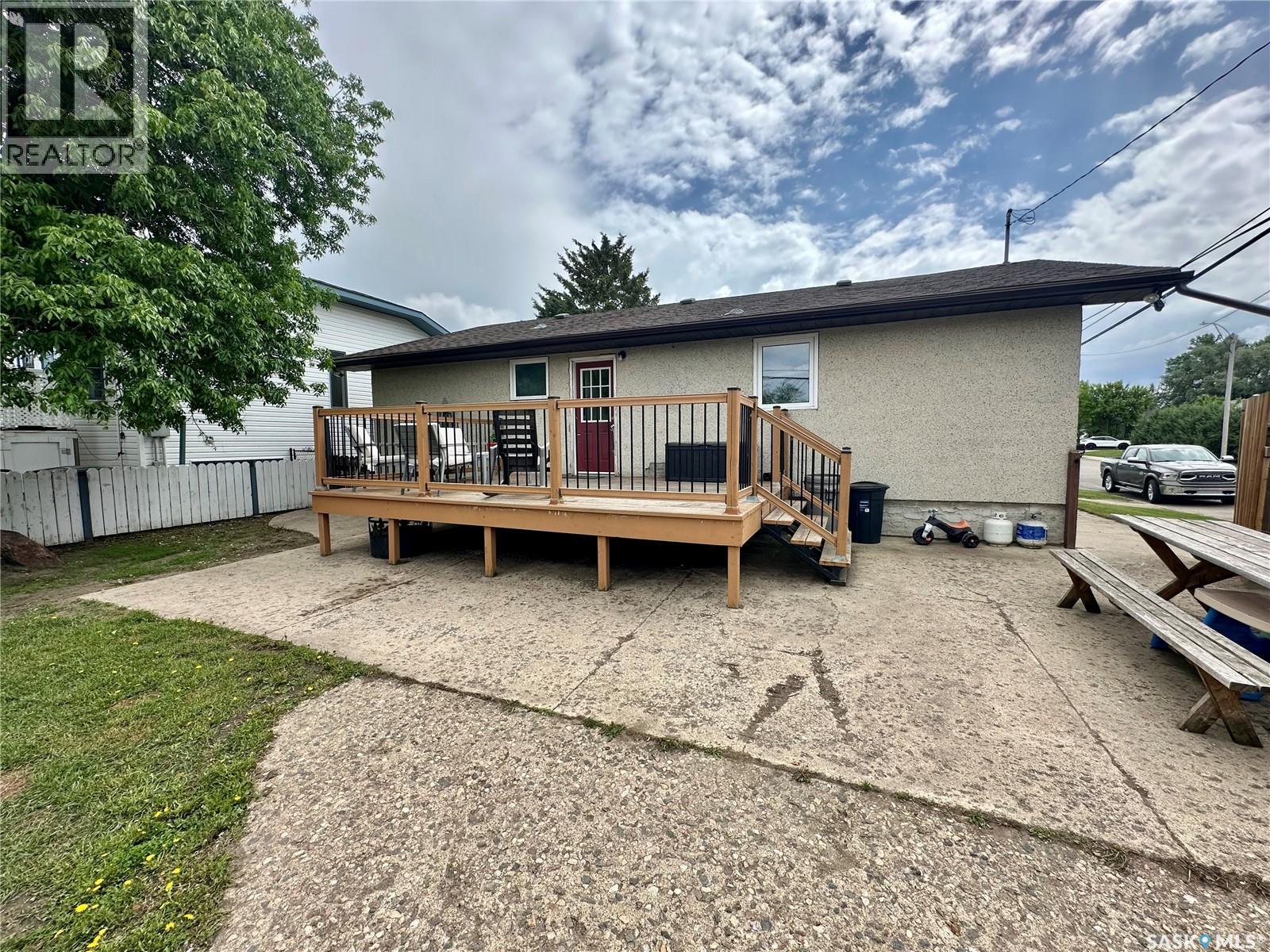 100 1st Street E, Warman, Saskatchewan  S0K 4S0 - Photo 25 - SK038590