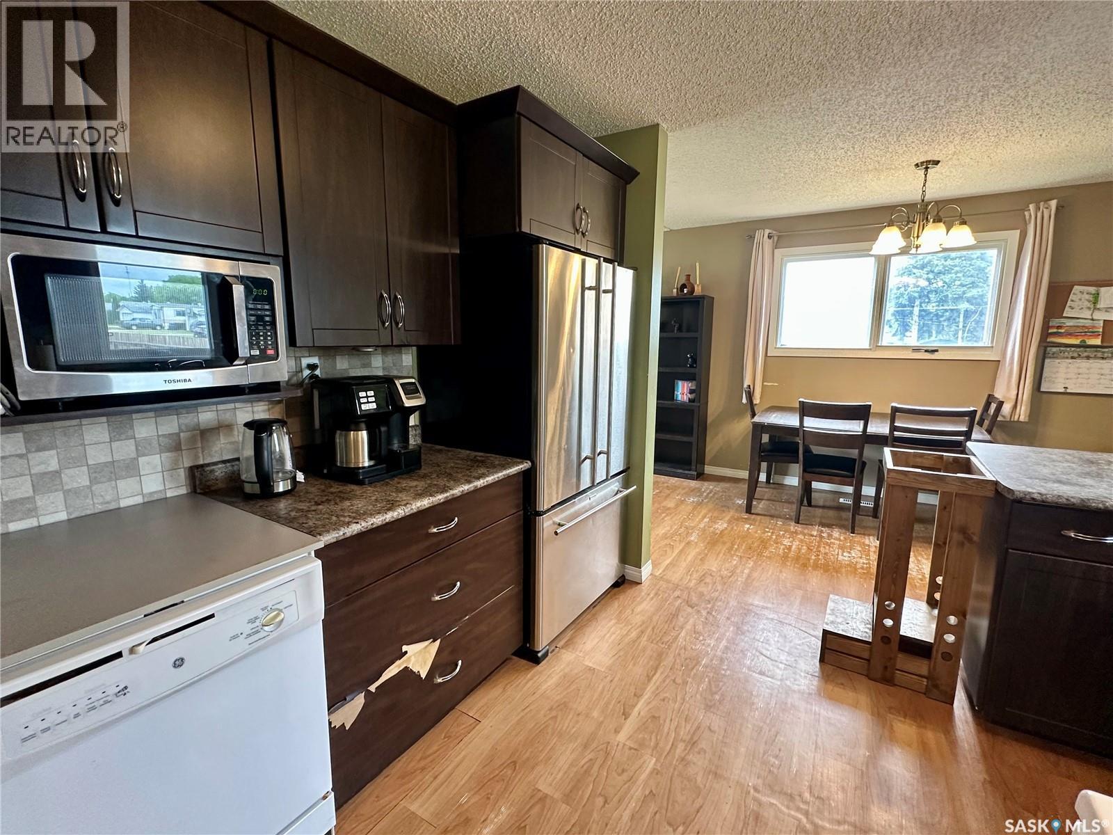 100 1st Street E, Warman, Saskatchewan  S0K 4S0 - Photo 5 - SK038590