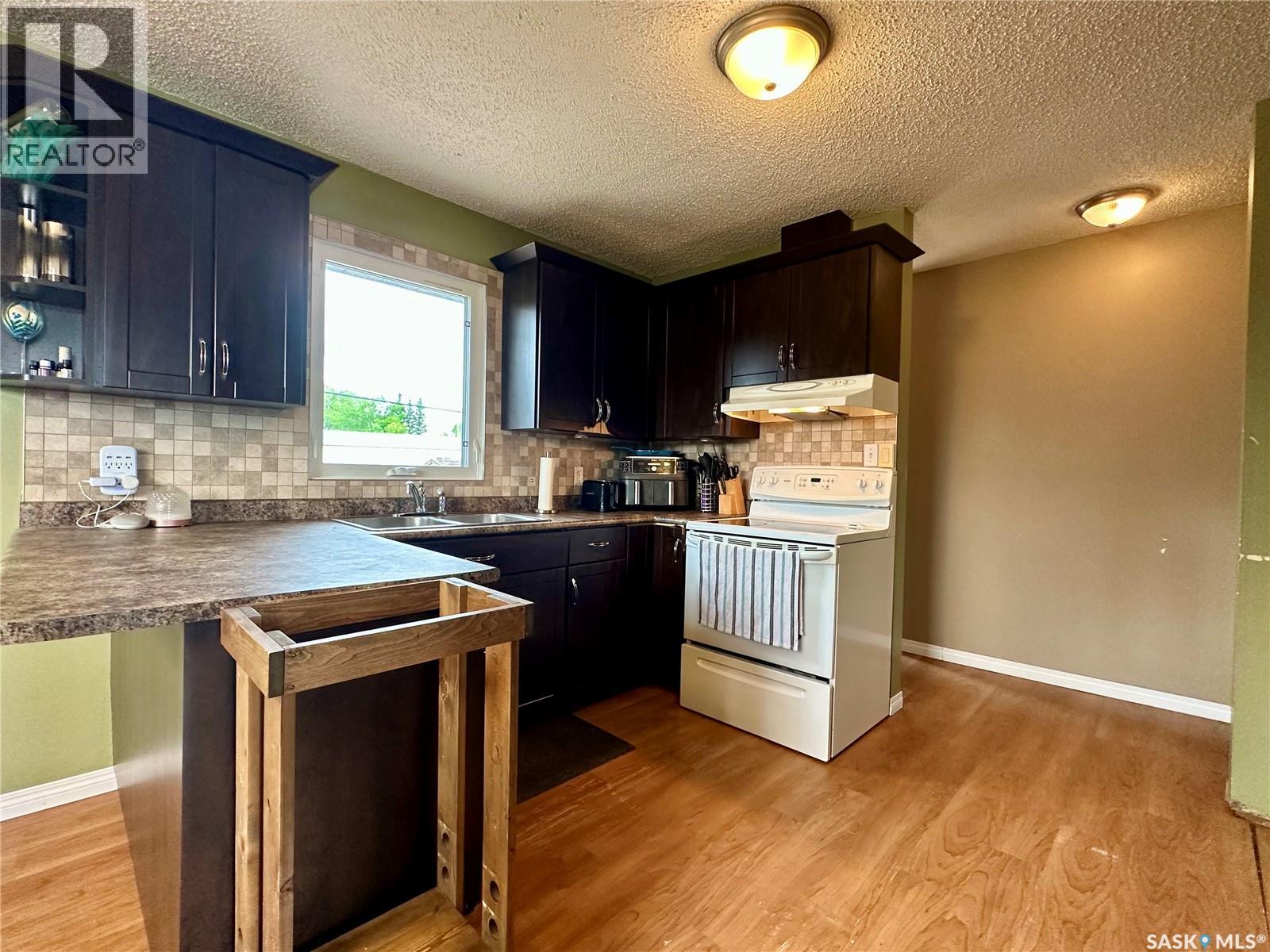 100 1st Street E, Warman, Saskatchewan  S0K 4S0 - Photo 6 - SK038590
