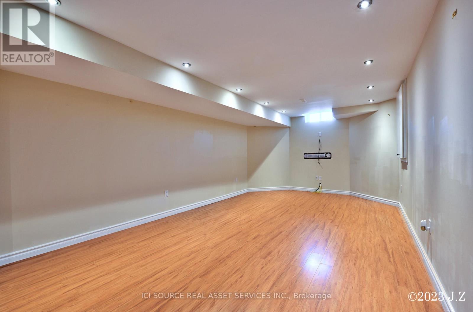 2 Waterton Crescent, Richmond Hill, Ontario  L4B 4L7 - Photo 23 - N13412894