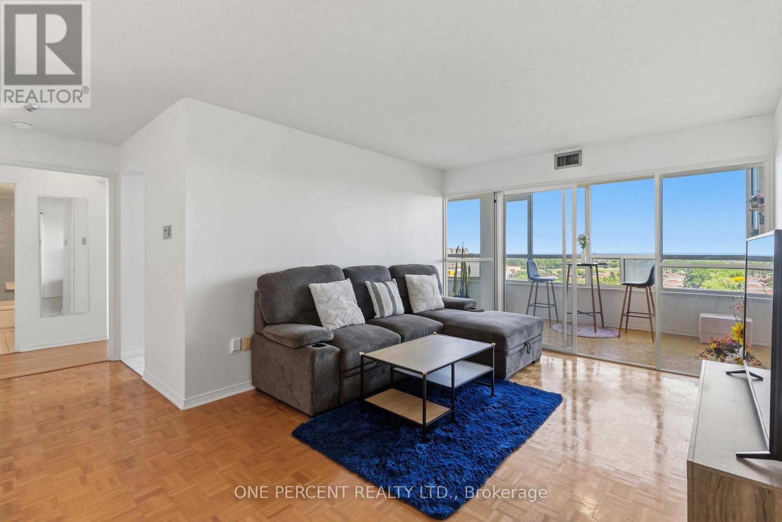1002 - 400 Webb Drive, Mississauga, Ontario  L5B 3Z7 - Photo 13 - W13412886