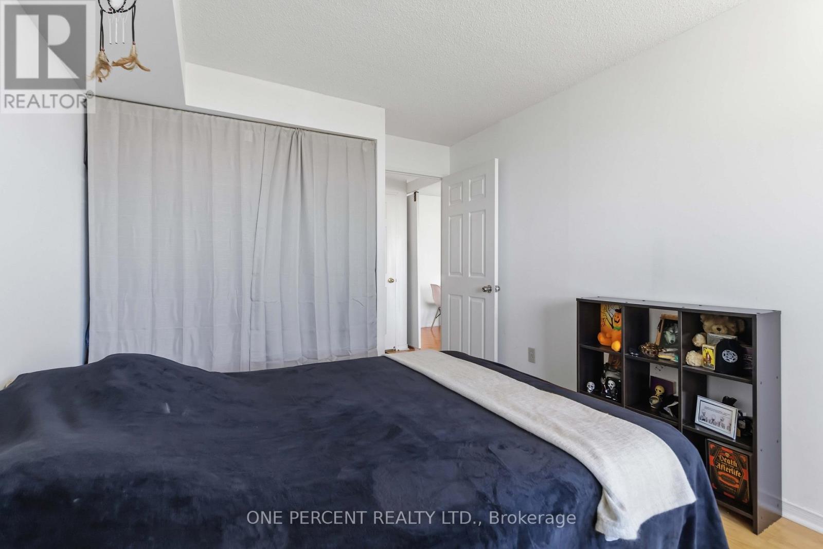 1002 - 400 Webb Drive, Mississauga, Ontario  L5B 3Z7 - Photo 25 - W13412886
