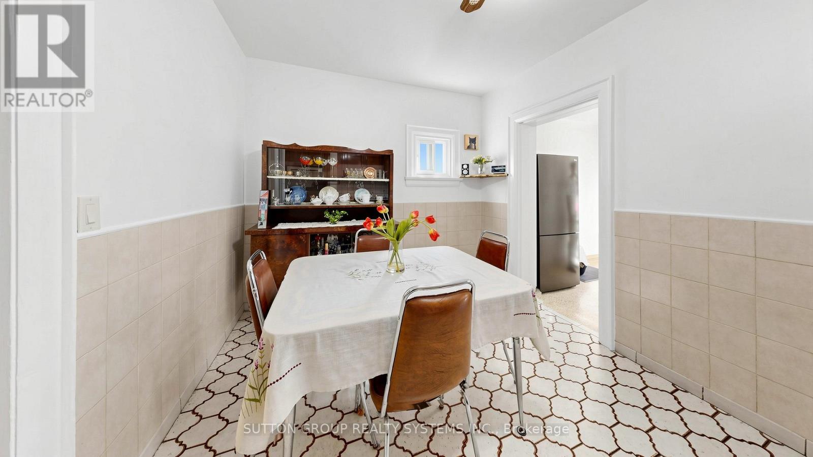 39 Exeter Street, Toronto, Ontario  M6N 1G3 - Photo 16 - W13412896