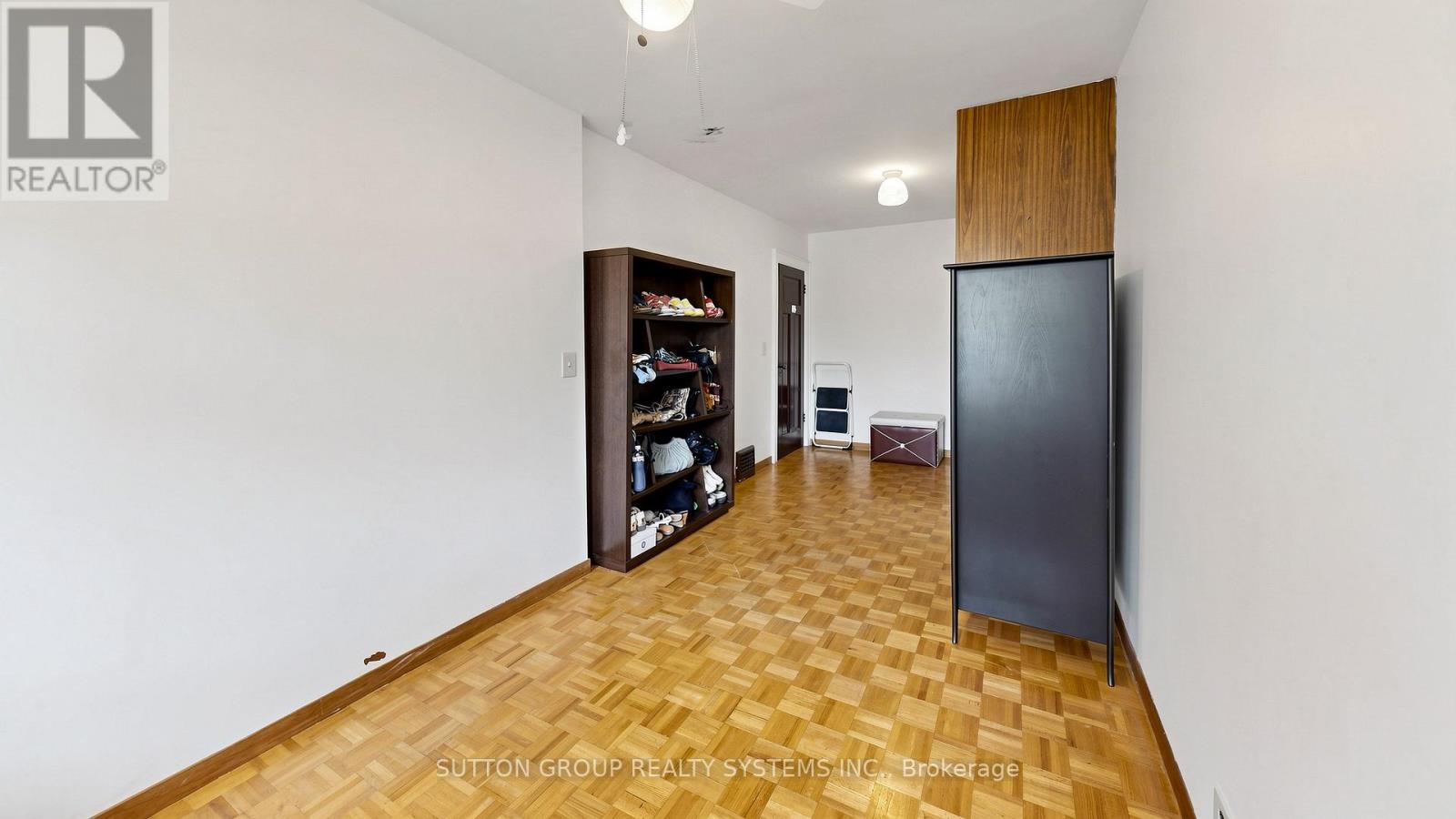 39 Exeter Street, Toronto, Ontario  M6N 1G3 - Photo 24 - W13412896