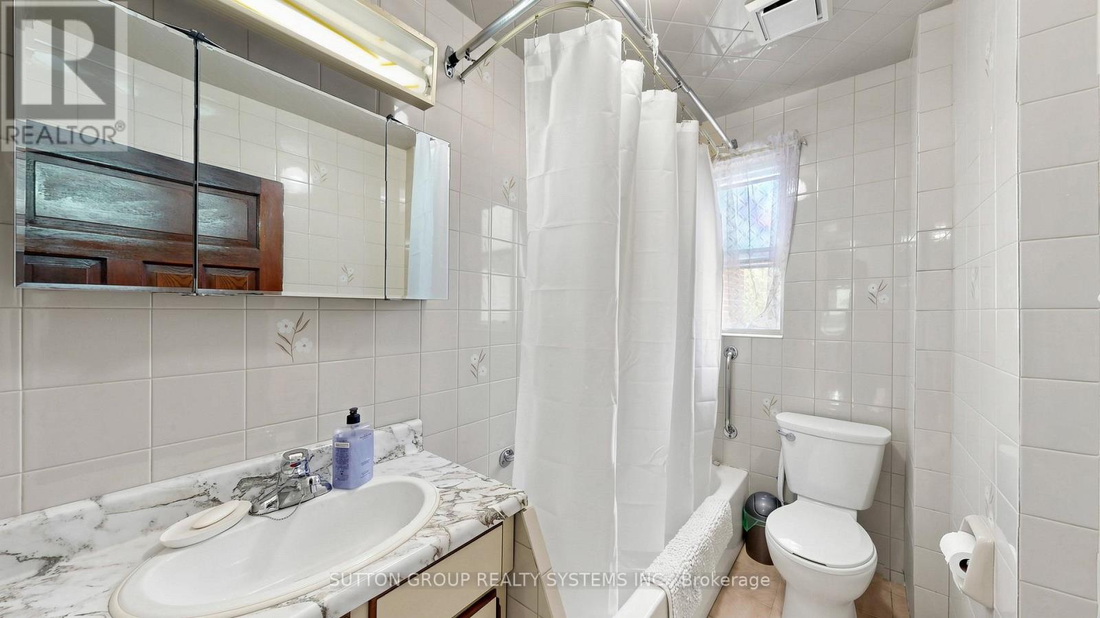 39 Exeter Street, Toronto, Ontario  M6N 1G3 - Photo 32 - W13412896