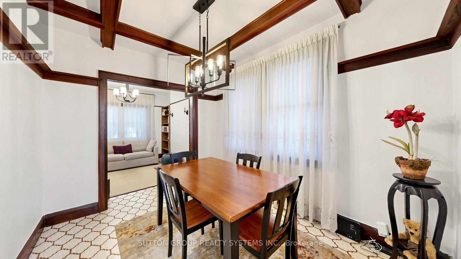 39 Exeter Street, Toronto, Ontario  M6N 1G3 - Photo 8 - W13412896