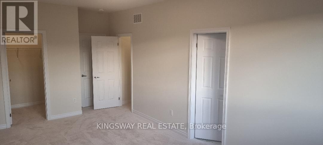 2082 Coppenwood Common, Burlington, Ontario  L7P 0V8 - Photo 7 - W13412902