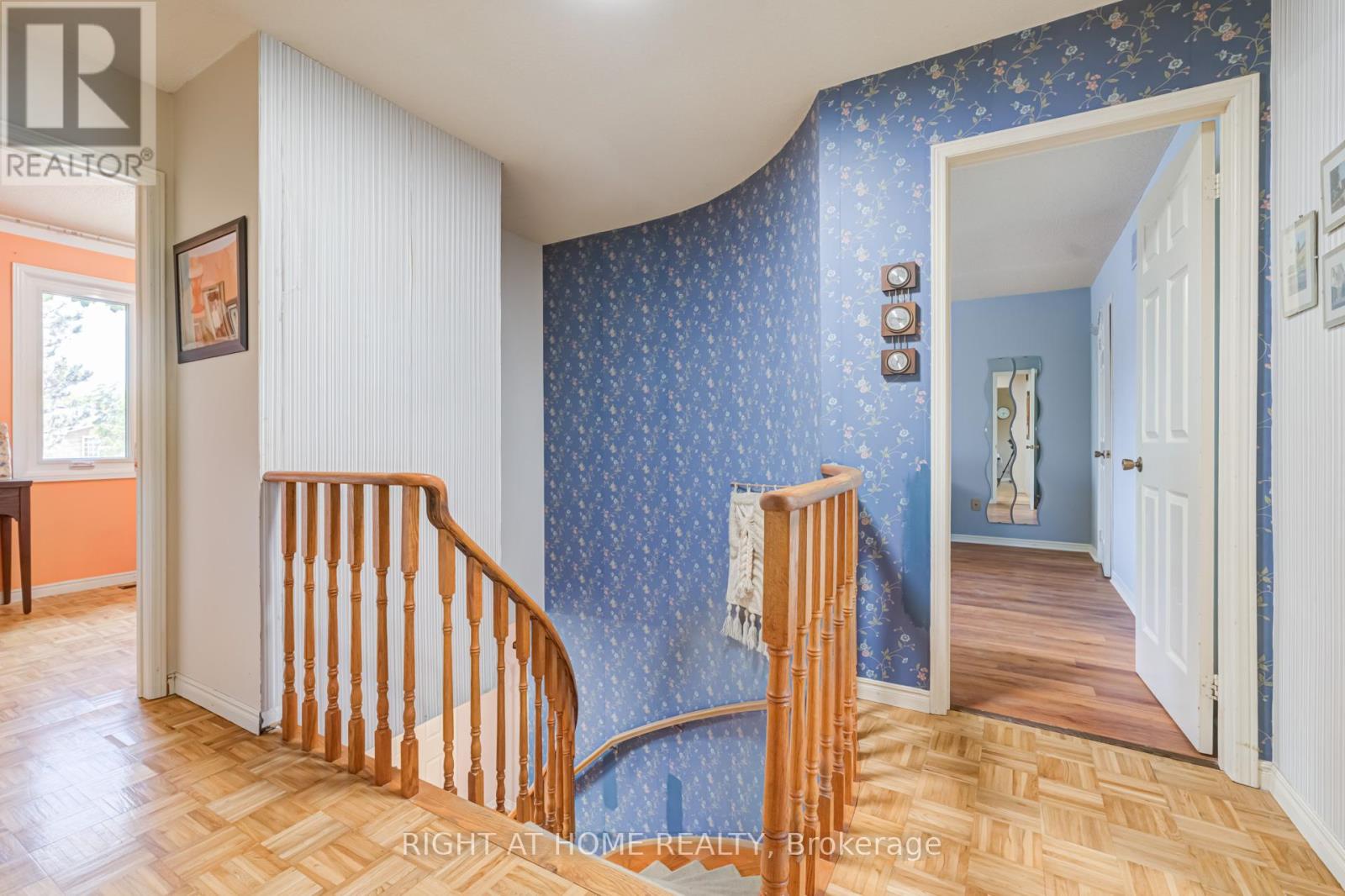 2056 Madden Boulevard, Oakville, Ontario  L6H 3L6 - Photo 17 - W13412918