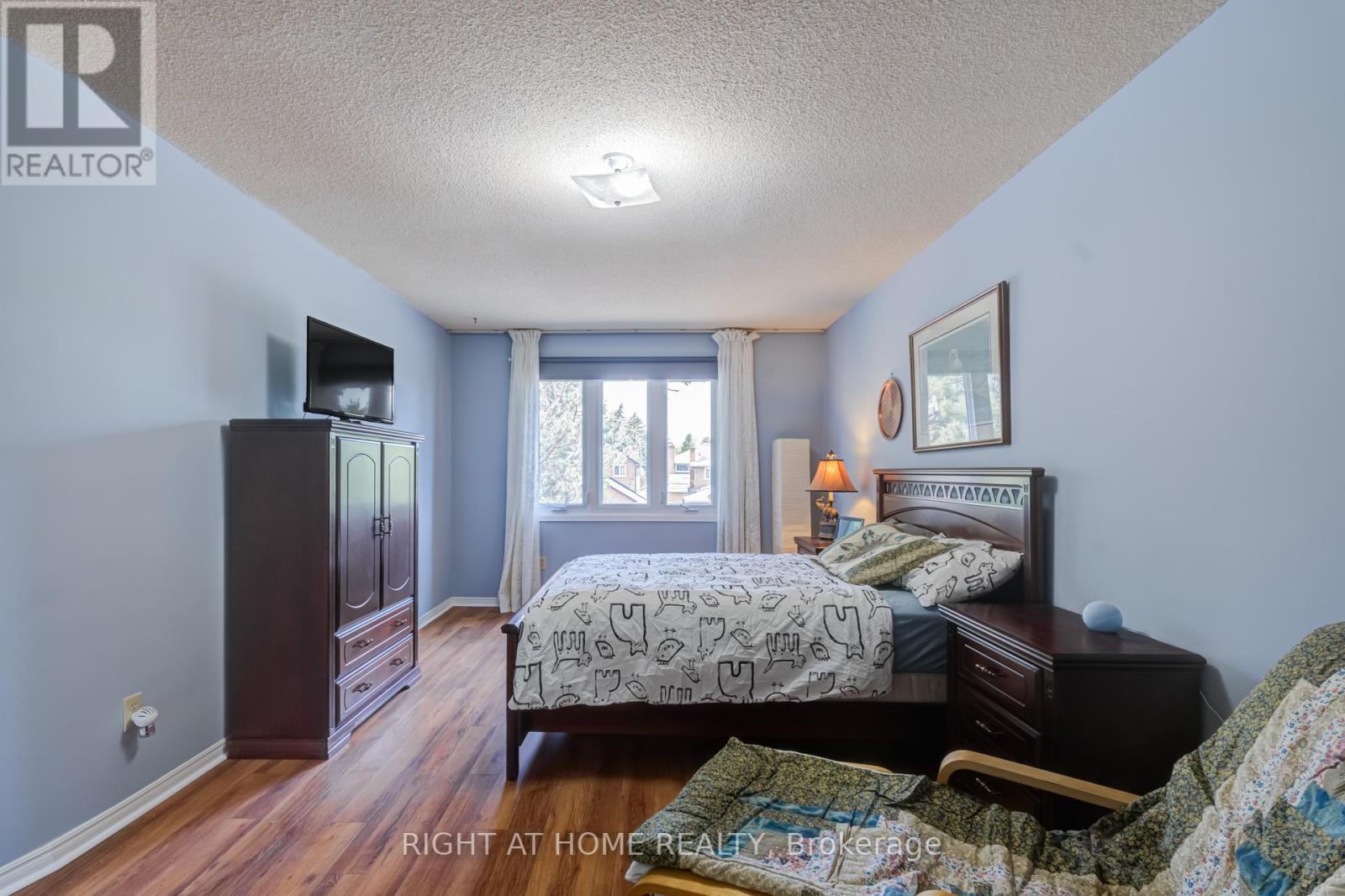 2056 Madden Boulevard, Oakville, Ontario  L6H 3L6 - Photo 19 - W13412918
