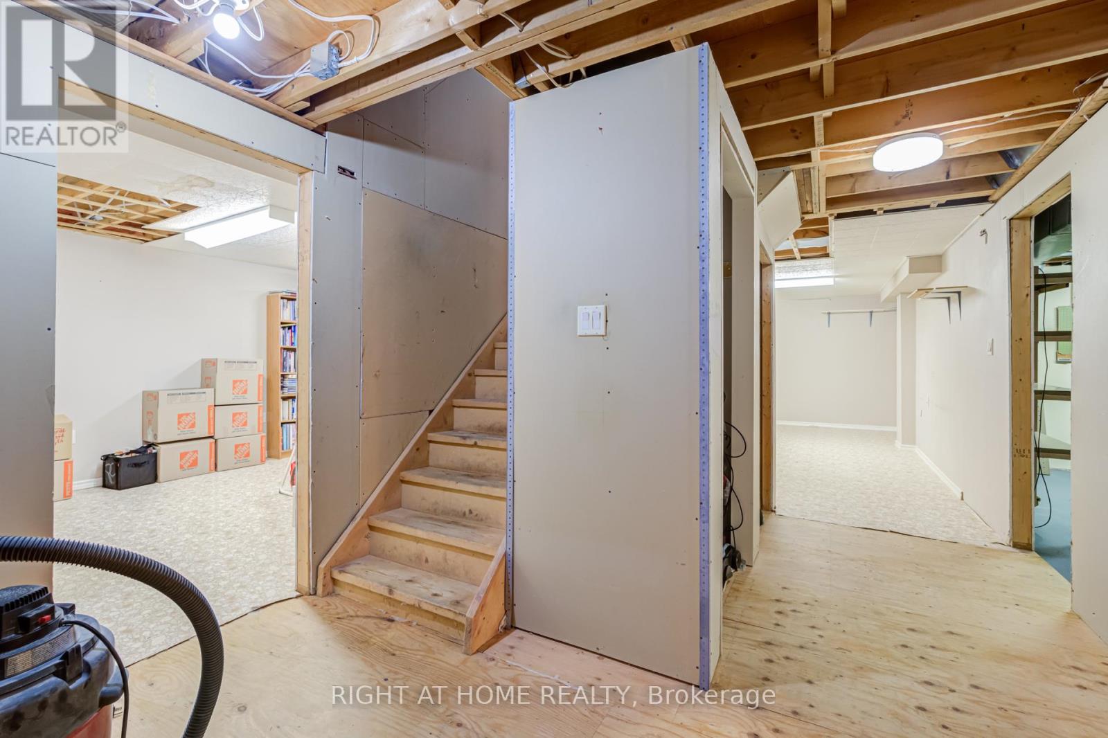 2056 Madden Boulevard, Oakville, Ontario  L6H 3L6 - Photo 26 - W13412918