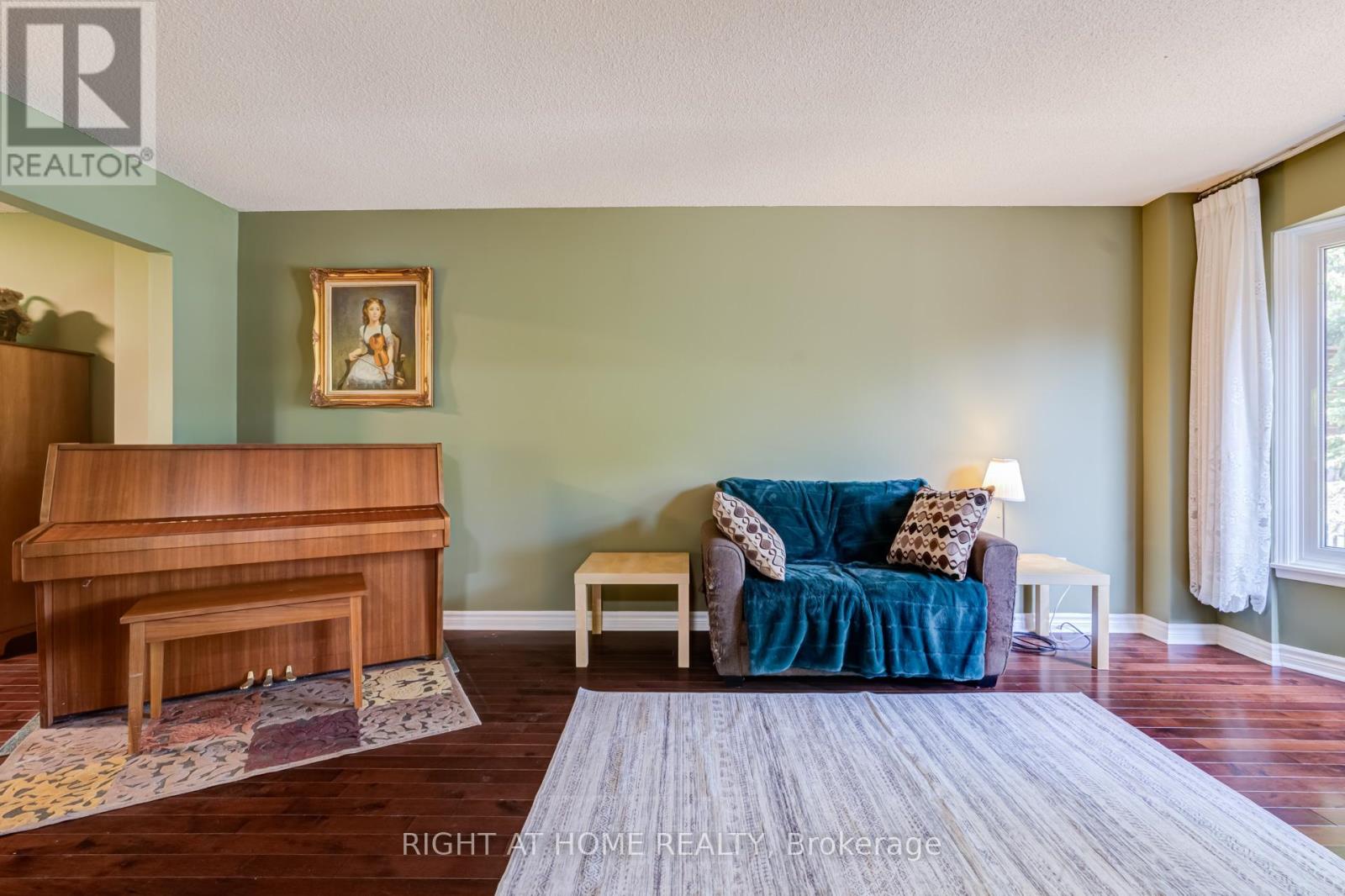 2056 Madden Boulevard, Oakville, Ontario  L6H 3L6 - Photo 6 - W13412918
