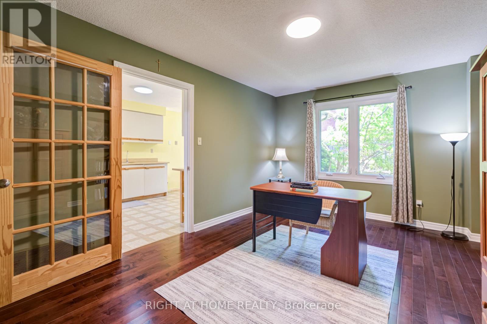 2056 Madden Boulevard, Oakville, Ontario  L6H 3L6 - Photo 9 - W13412918