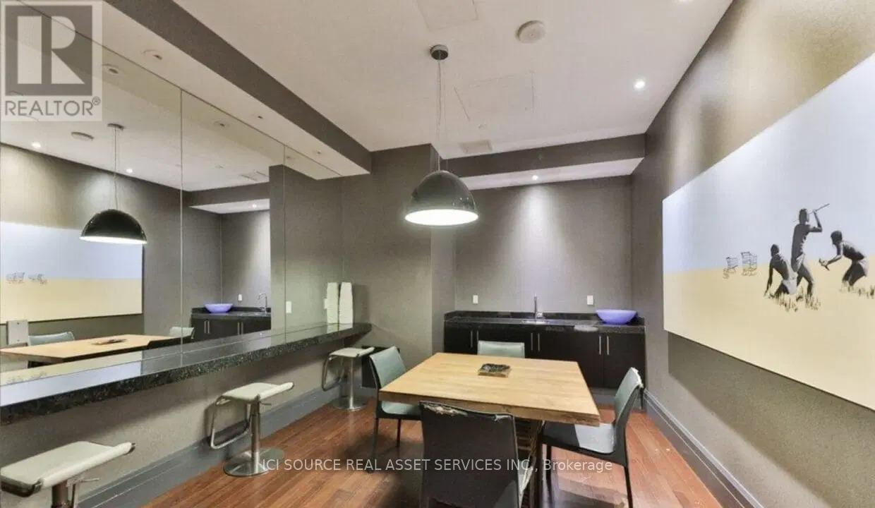 310 - 65 Speers Road, Oakville, Ontario  L6K 0J1 - Photo 7 - W13412944