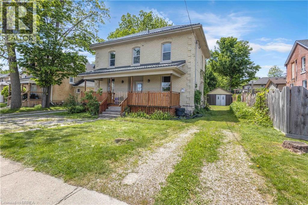 34 Young Street, Woodstock, Ontario N4S 3L5 - Photo 2 - 40837615