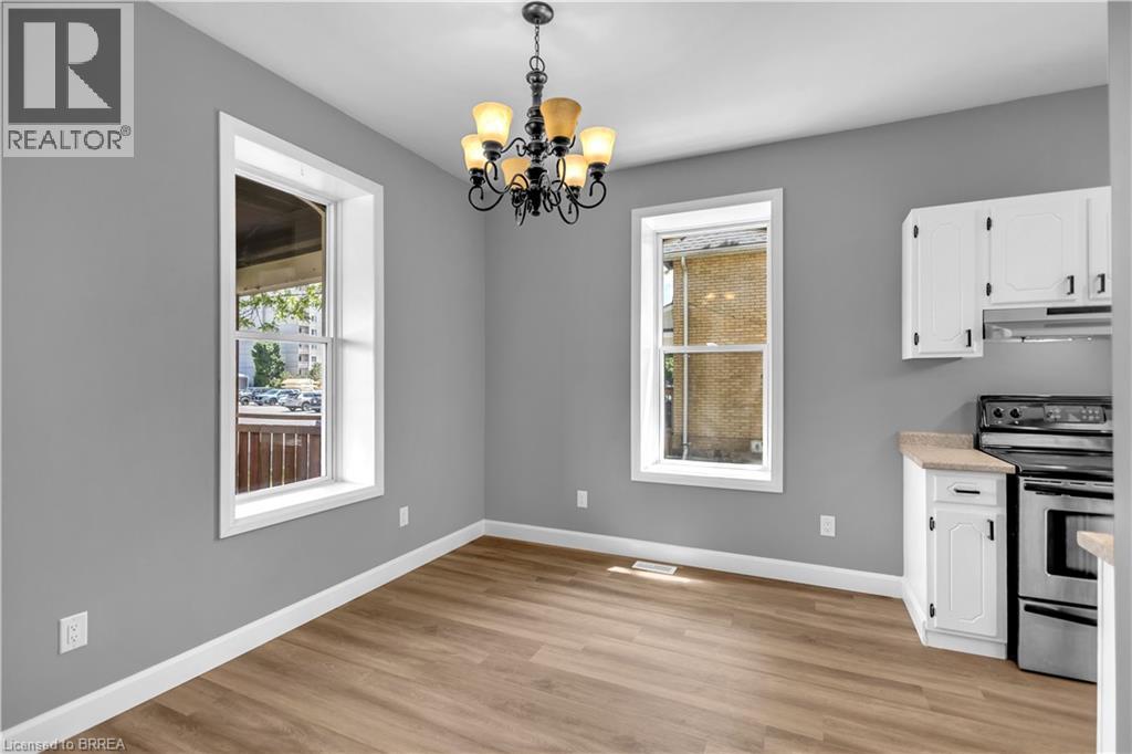 34 Young Street, Woodstock, Ontario N4S 3L5 - Photo 8 - 40837615