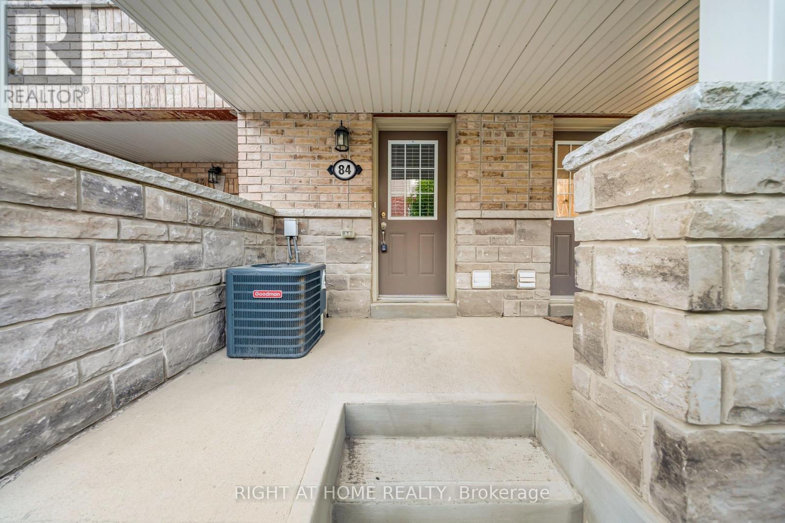 84 - 88 Decorso Drive, Guelph, Ontario  N1L 0A9 - Photo 3 - X13412898