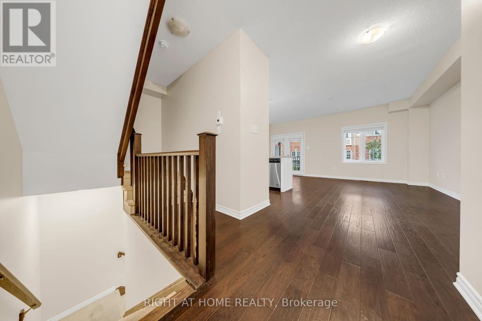 84 - 88 Decorso Drive, Guelph, Ontario  N1L 0A9 - Photo 6 - X13412898