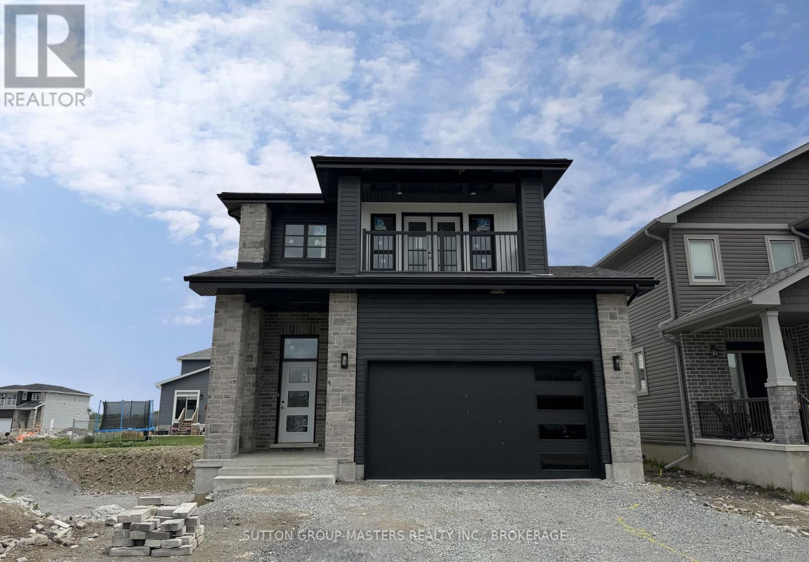 109 PEARCE STREET, Loyalist, Ontario