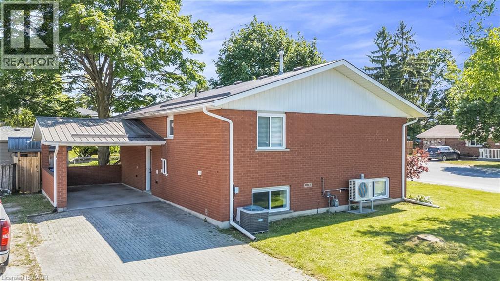 561 17th Avenue, Hanover, Ontario  N4N 3S3 - Photo 3 - 40837063