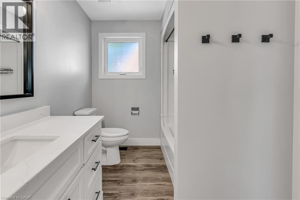561 17th Avenue, Hanover, Ontario  N4N 3S3 - Photo 20 - 40837063