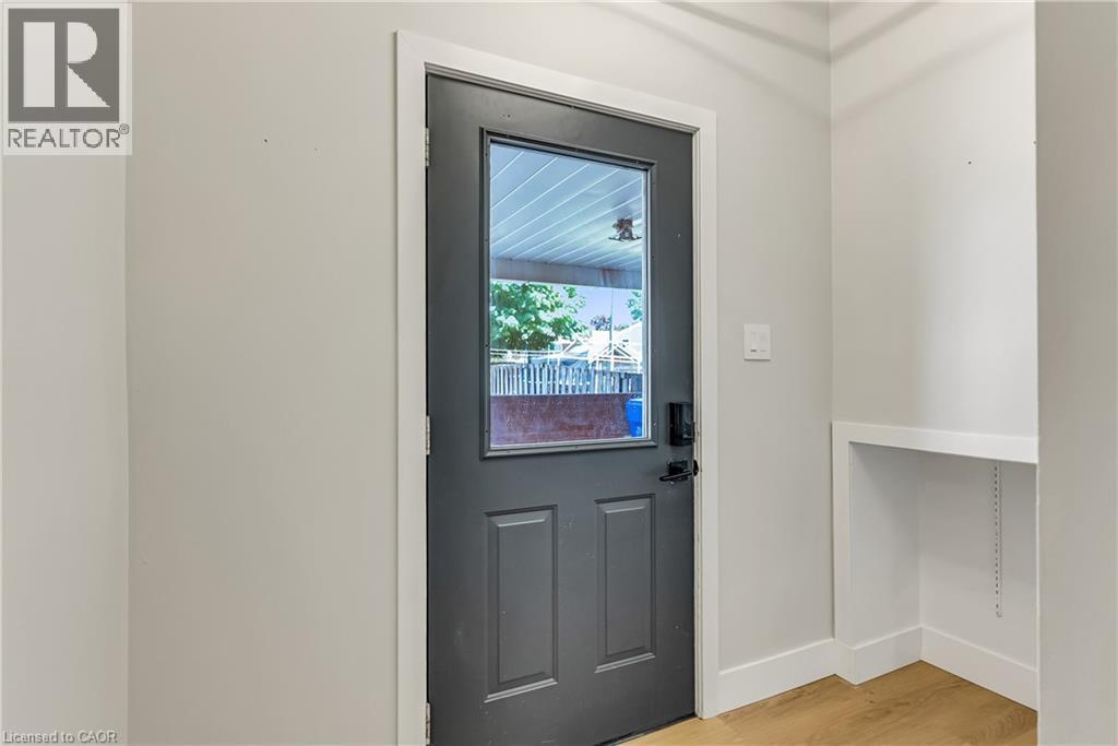 561 17th Avenue, Hanover, Ontario  N4N 3S3 - Photo 27 - 40837063