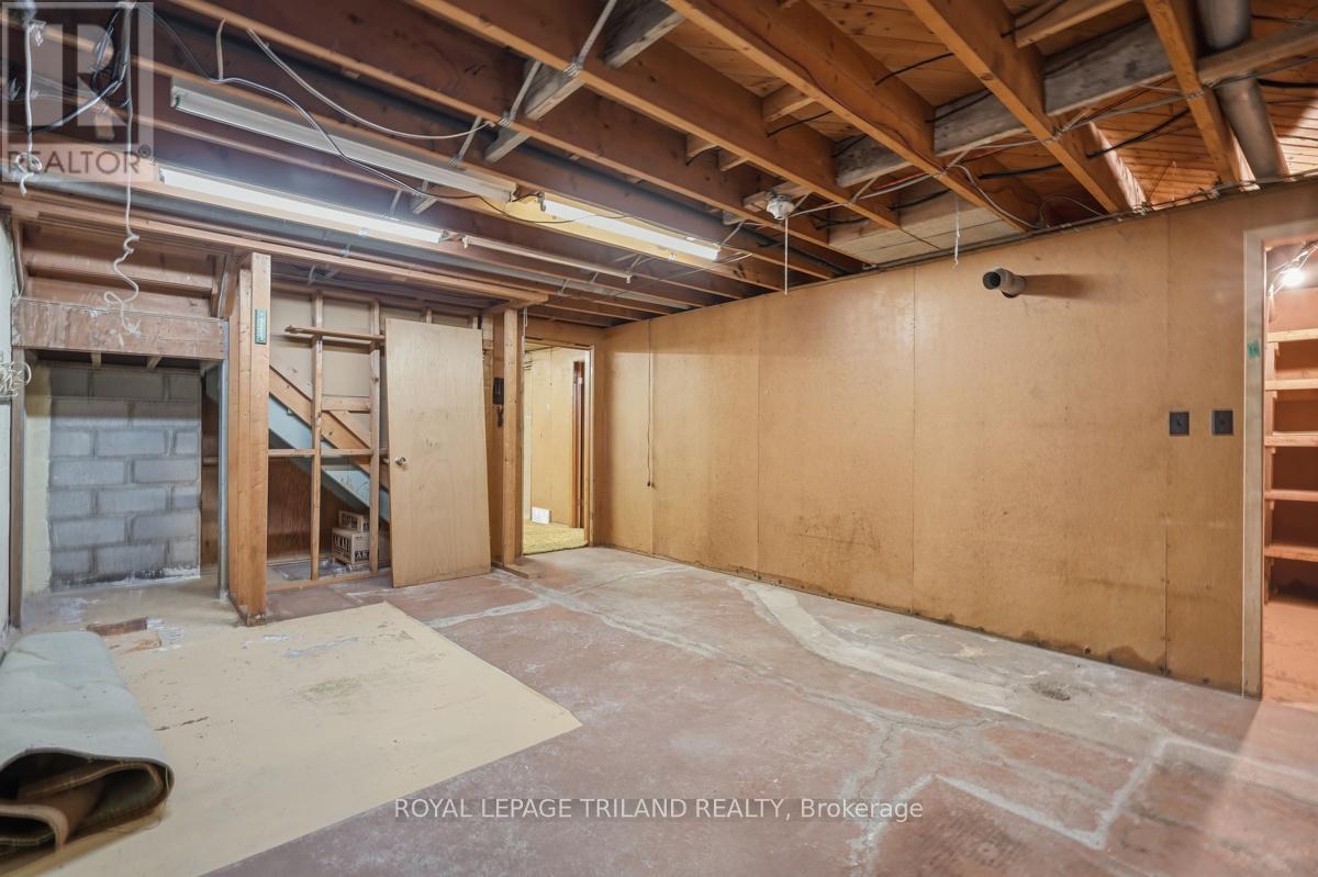 1492 North Vernon Avenue, London North, Ontario  N5X 1N6 - Photo 30 - X13413044