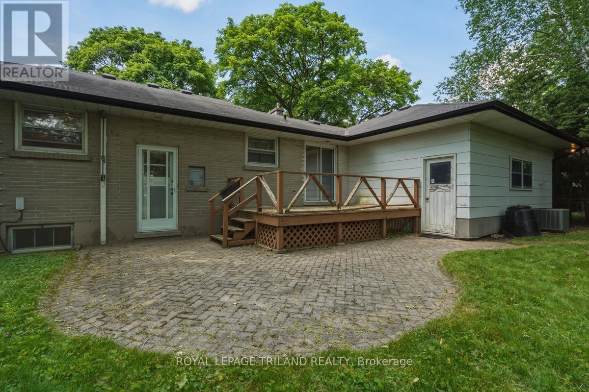 1492 North Vernon Avenue, London North, Ontario  N5X 1N6 - Photo 35 - X13413044
