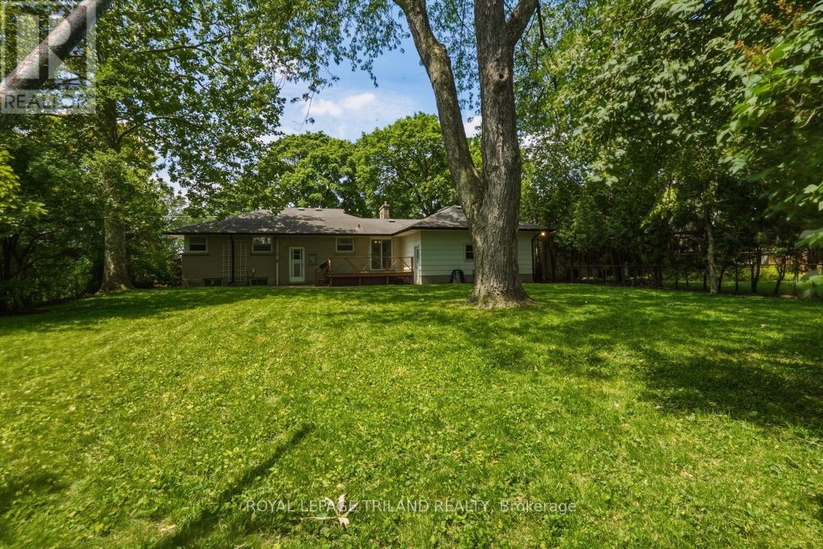 1492 North Vernon Avenue, London North, Ontario  N5X 1N6 - Photo 36 - X13413044