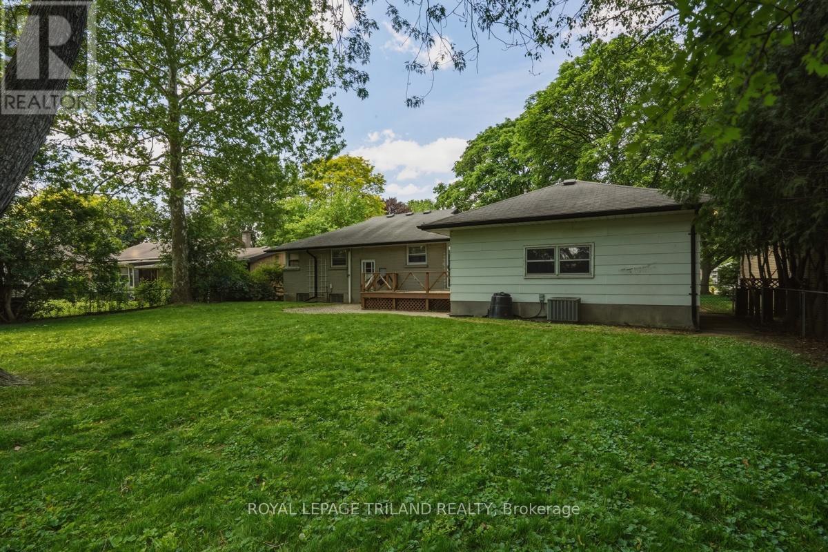 1492 North Vernon Avenue, London North, Ontario  N5X 1N6 - Photo 38 - X13413044