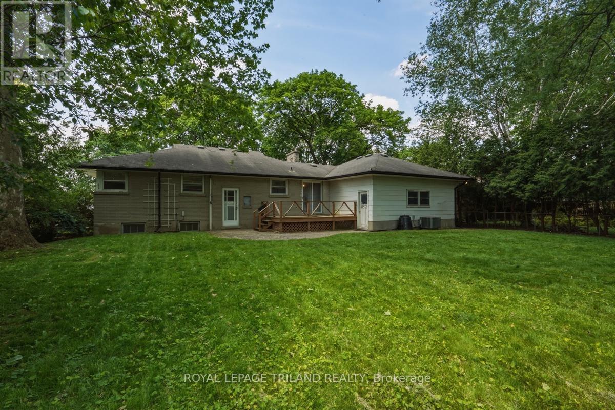 1492 North Vernon Avenue, London North, Ontario  N5X 1N6 - Photo 39 - X13413044