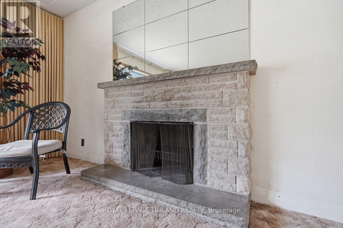 1492 North Vernon Avenue, London North, Ontario  N5X 1N6 - Photo 7 - X13413044