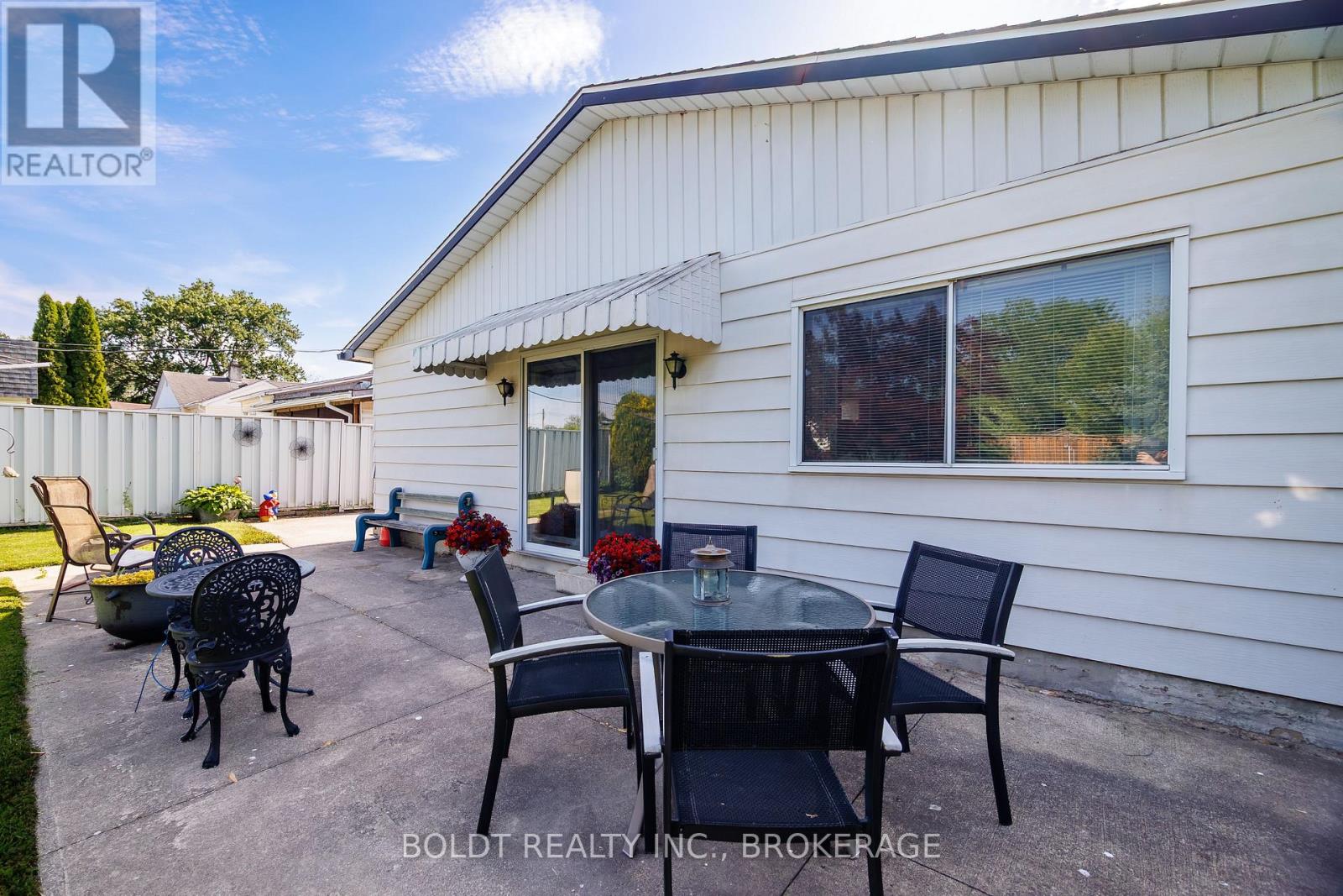 41 Ferndale Avenue, St. Catharines, Ontario  L2P 1V9 - Photo 30 - X13413010