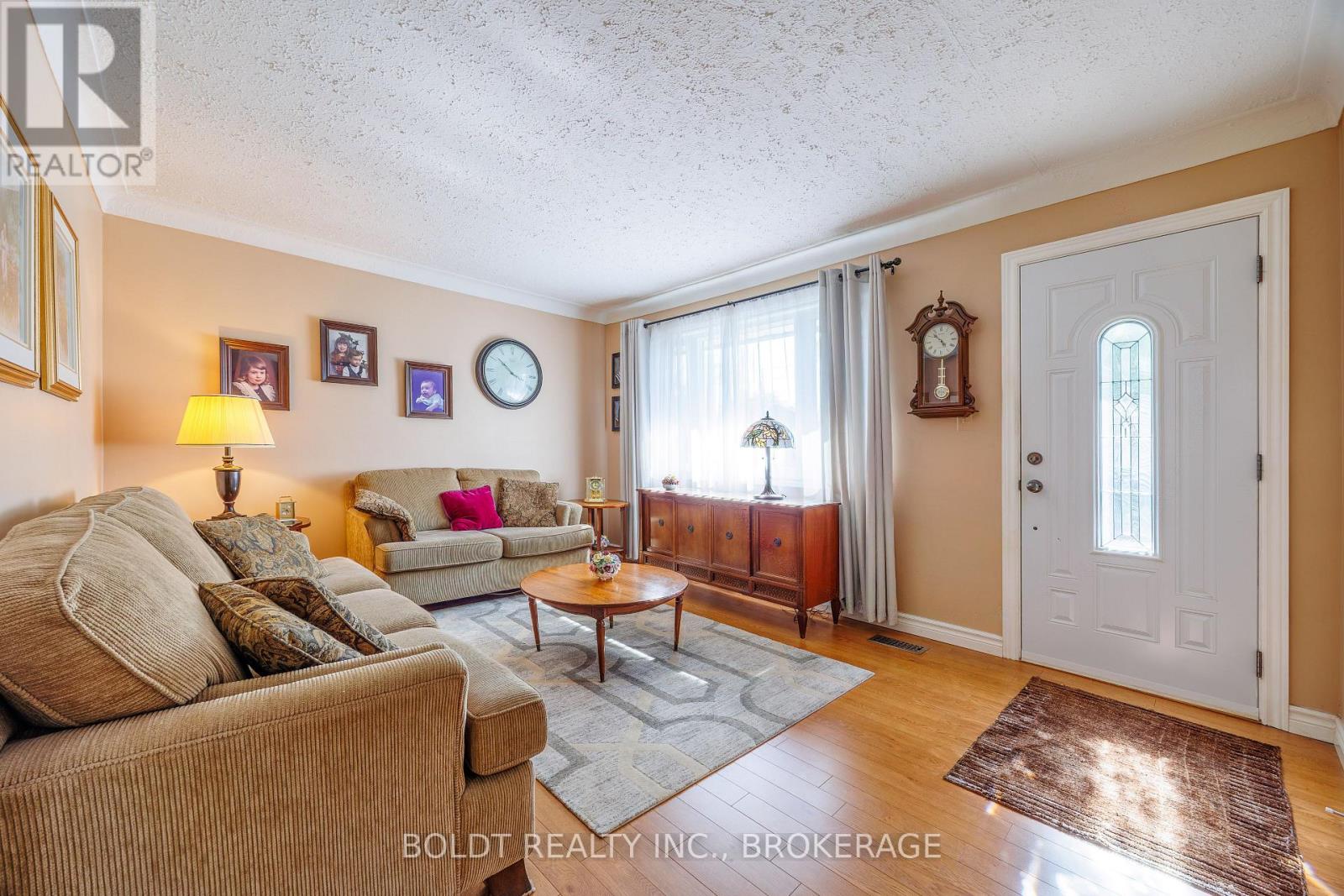 41 Ferndale Avenue, St. Catharines, Ontario  L2P 1V9 - Photo 5 - X13413010