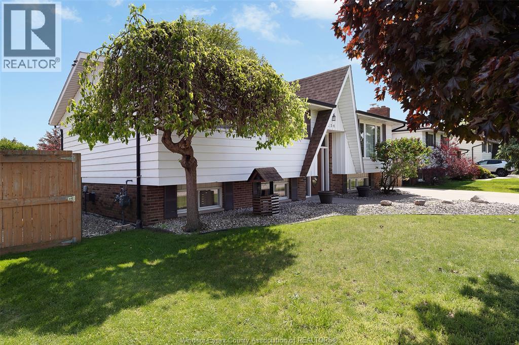 254 Terra Lou Drive, Belle River, Ontario  N8L 0L7 - Photo 6 - 26013355