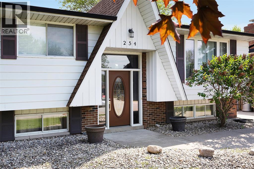 254 Terra Lou Drive, Belle River, Ontario  N8L 0L7 - Photo 7 - 26013355