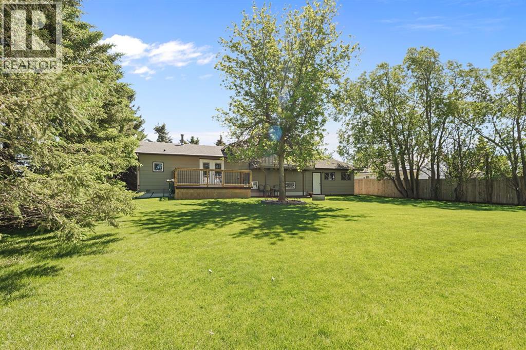 216 Bedient Street, Wrentham, Alberta  T0K 2P0 - Photo 37 - A2317077