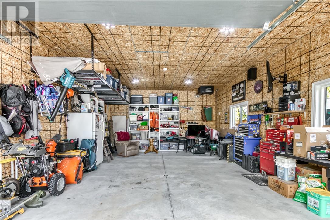 18 Edwin Street, Wahnapitae, Ontario  P0M 3C0 - Photo 34 - 2128377