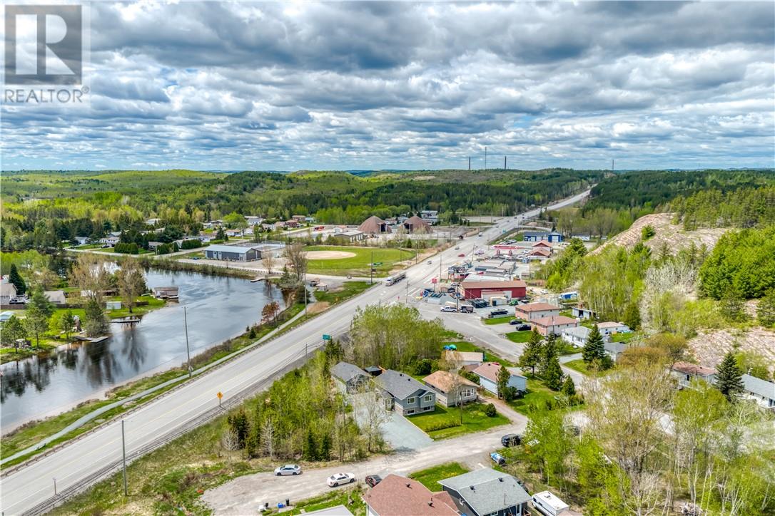 18 Edwin Street, Wahnapitae, Ontario  P0M 3C0 - Photo 44 - 2128377